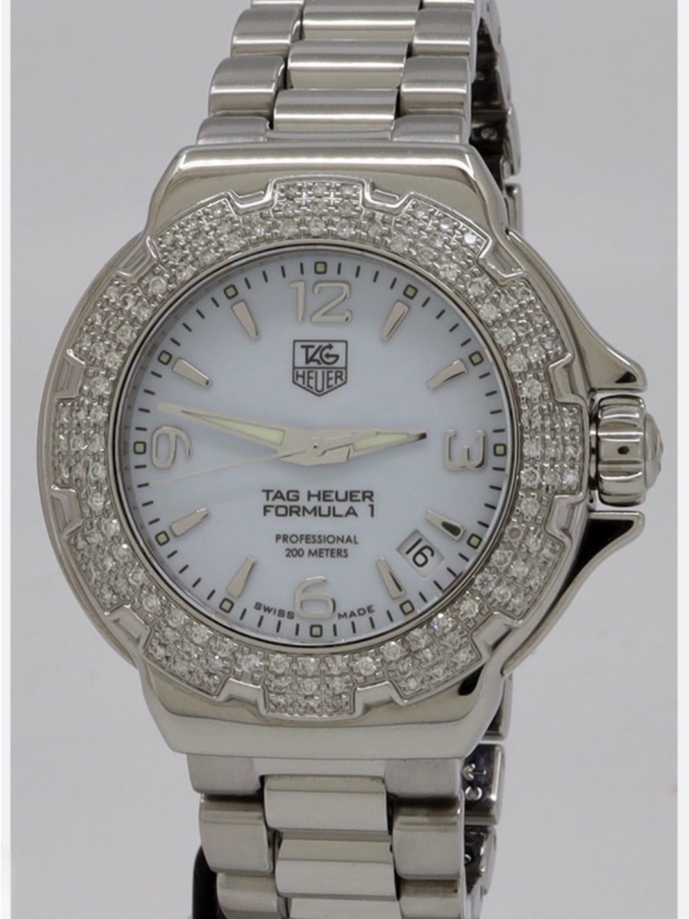 TAG HEUER
Formula 1 Quartz Women's Watch Diamond Bezel